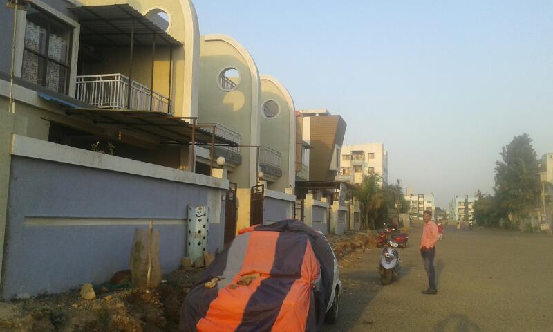 1500 sq.ft Row house for sale in Moshi Pradhikaran, Pune.Plots On