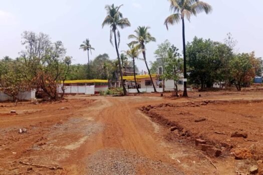 Na plots for sale in Devrukh Ratnagiri Konkan